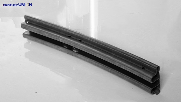 Автомобильный ударный луч