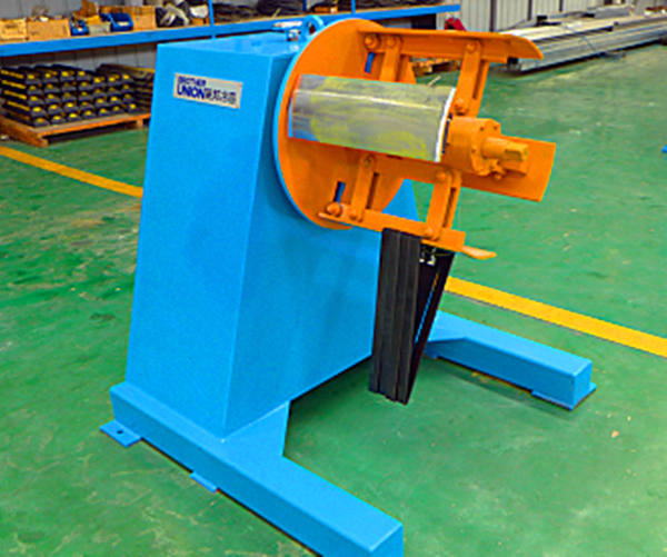 Unmoleder of Downspout Roll Формирующая машина